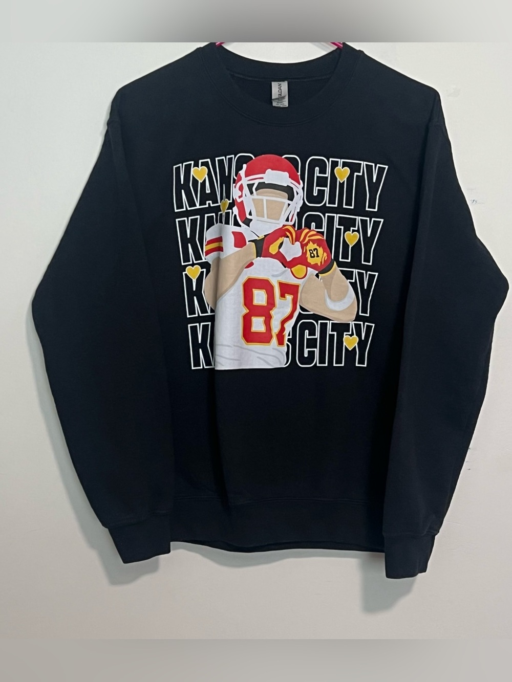 Women’s Black Kansas City’s Travis Kelce Crewneck Sweatshirt